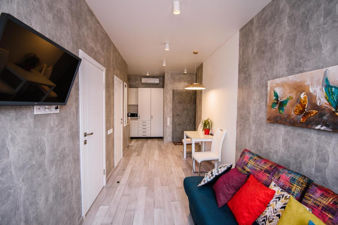 Royal Tower Luxurious Smart 公寓 Kiev